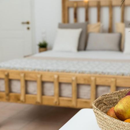 Aqua Naxos Apartments & Suites アギオス・プロコピオス エクステリア 写真