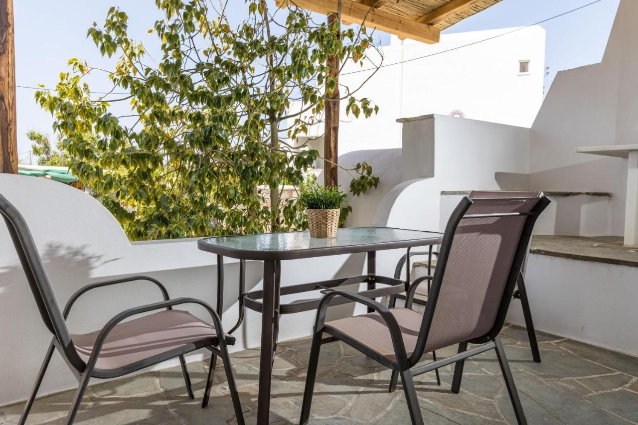 Aqua Naxos Apartments & Suites アギオス・プロコピオス エクステリア 写真