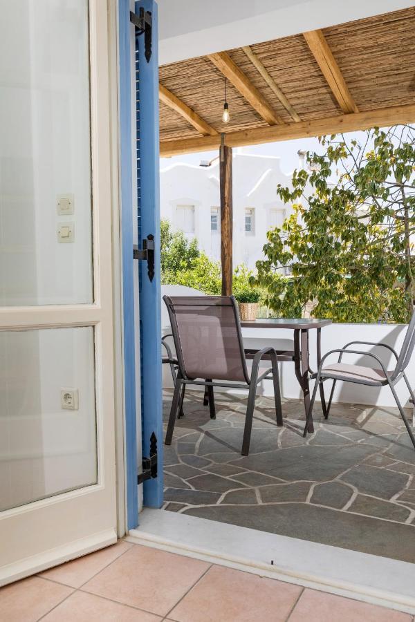 Aqua Naxos Apartments & Suites アギオス・プロコピオス エクステリア 写真