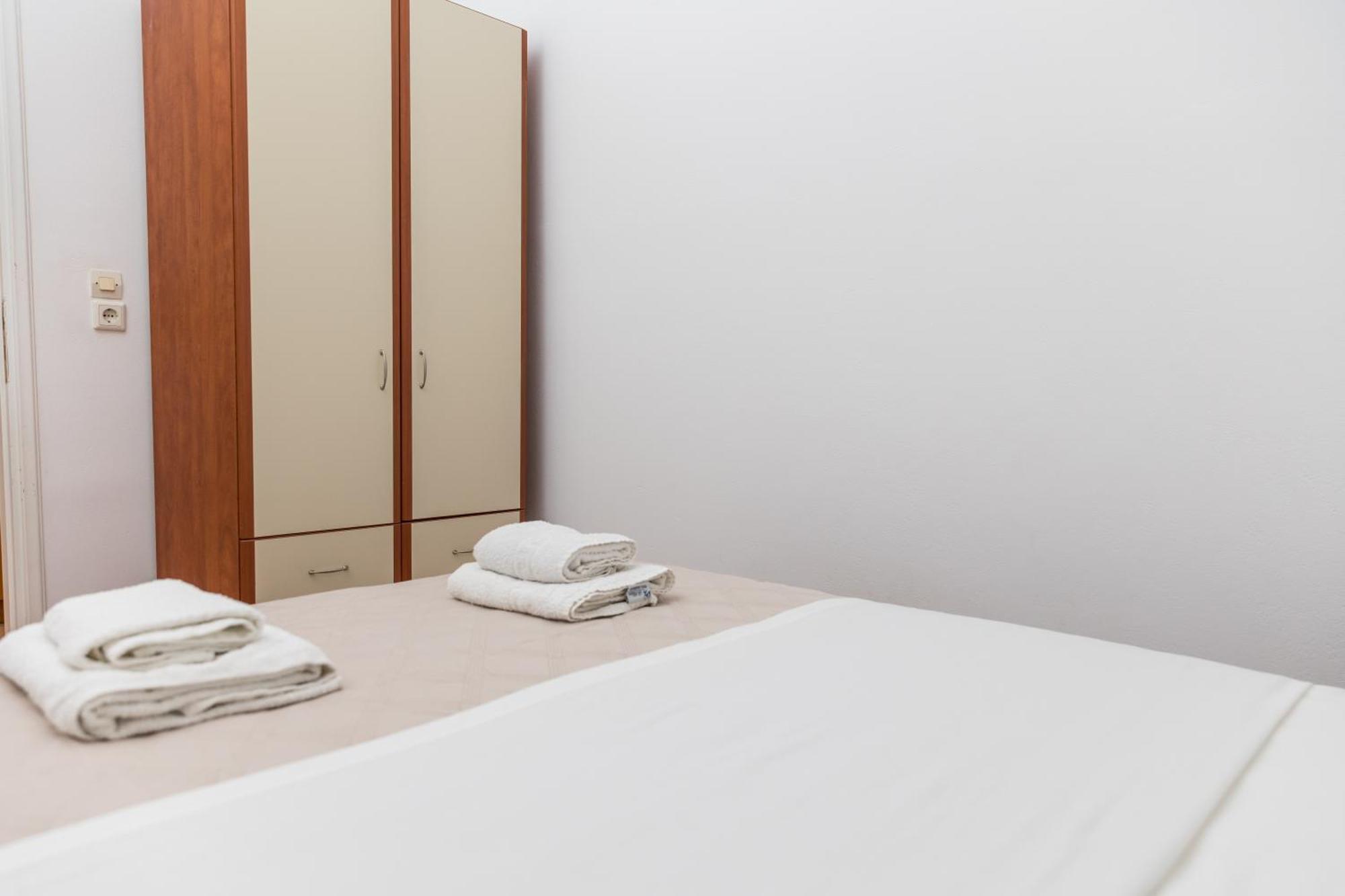 Aqua Naxos Apartments & Suites アギオス・プロコピオス エクステリア 写真