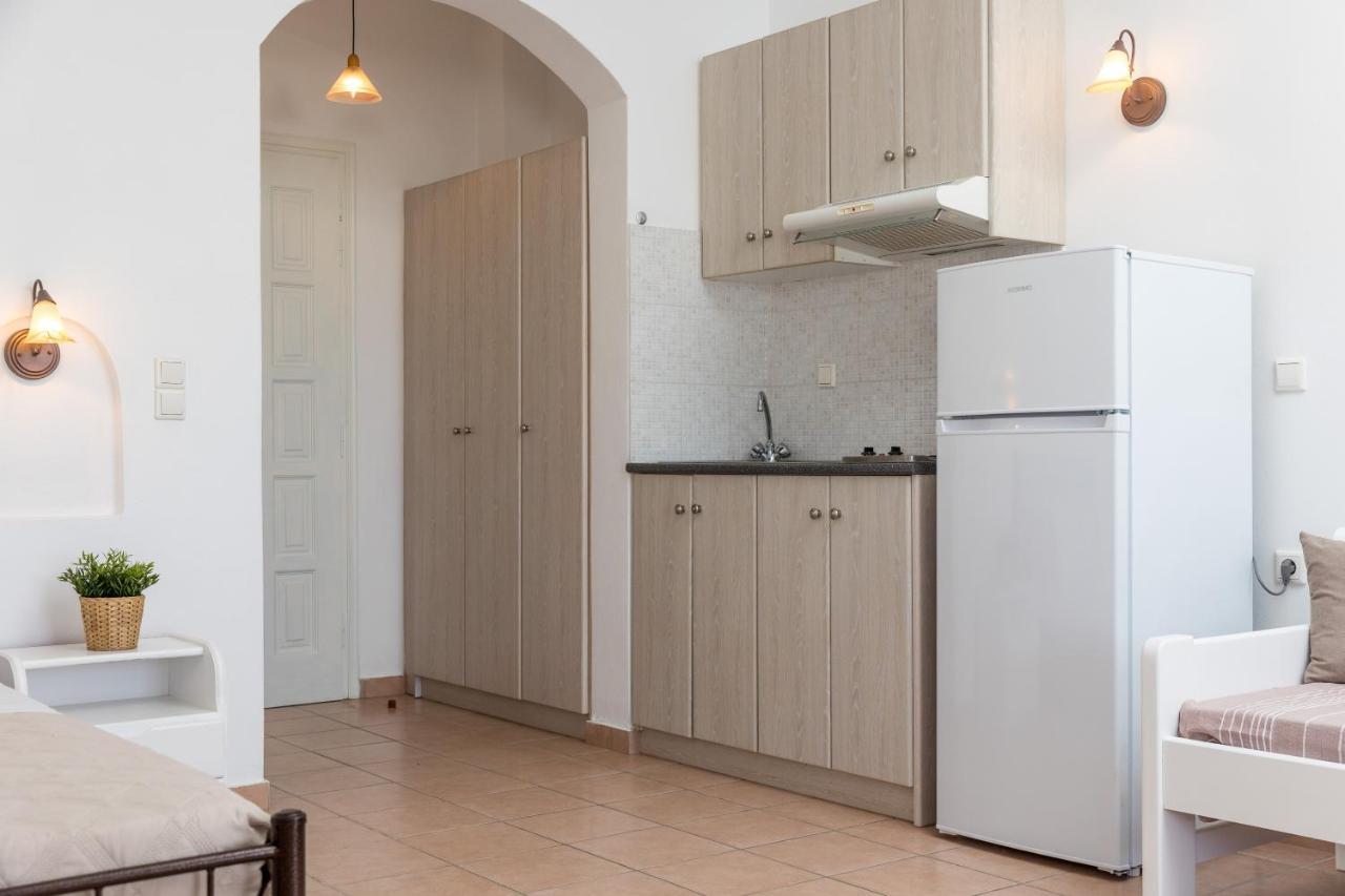 Aqua Naxos Apartments & Suites アギオス・プロコピオス エクステリア 写真