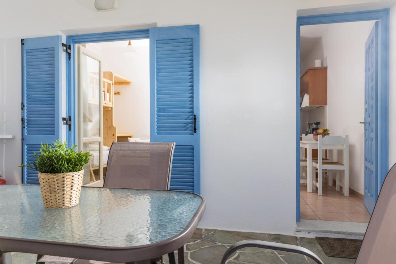 Aqua Naxos Apartments & Suites アギオス・プロコピオス エクステリア 写真