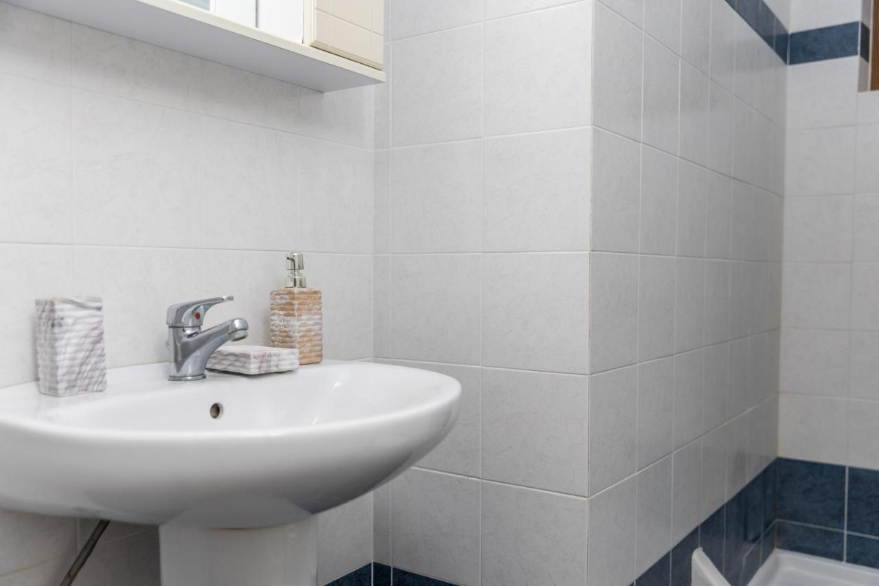 Aqua Naxos Apartments & Suites アギオス・プロコピオス エクステリア 写真