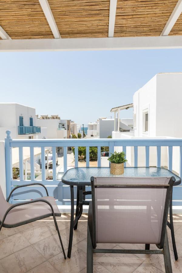 Aqua Naxos Apartments & Suites アギオス・プロコピオス エクステリア 写真